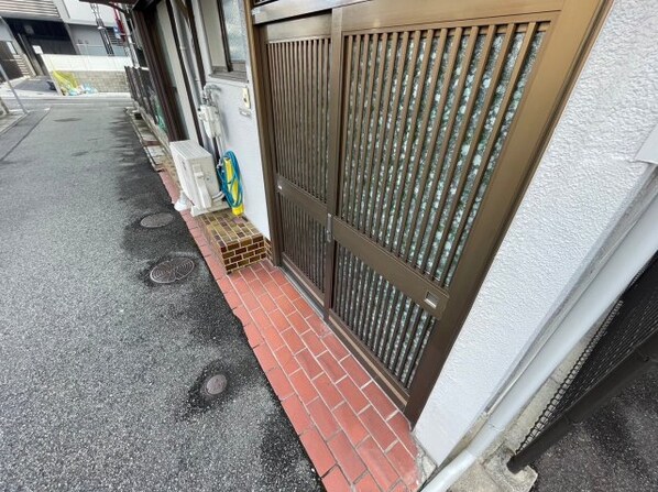 吾妻6-1-20戸建の物件外観写真